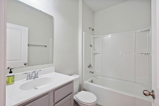 Building Photo - 208 Horizon Trl