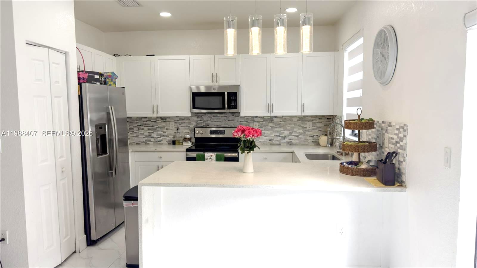 Building Photo - 3318 W 106th Ter