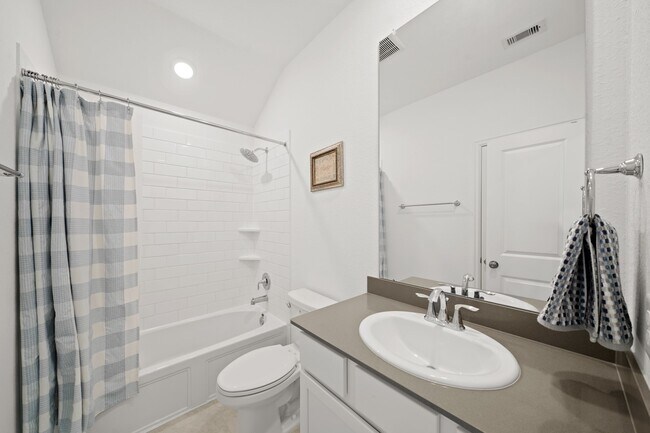 Building Photo - 9405 Vis Fls Trce