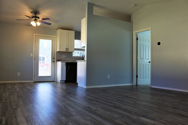 Building Photo - 4535 Witches Hollow Ln