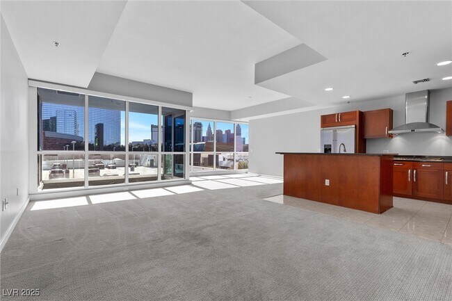 Building Photo - 4525 Dean Martin Dr