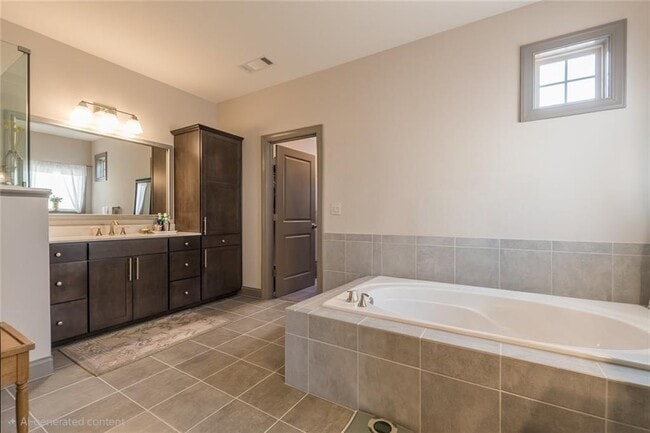 Building Photo - 4141 Woodward Walk Ln