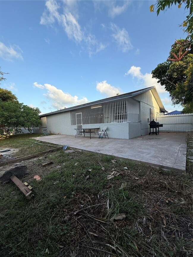 Building Photo - 13237 SW 257th Terrace