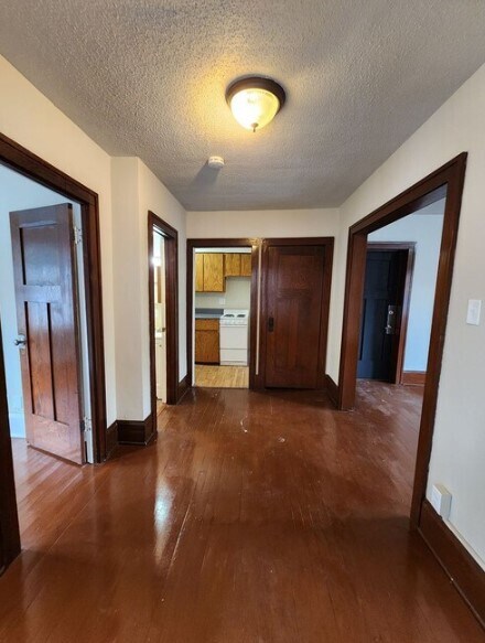 Building Photo - 1110 29th St