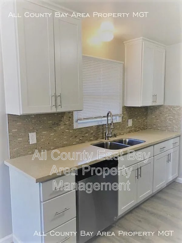 Building Photo - 3405 Willow Pass Rd