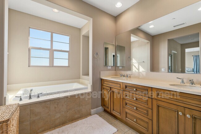 Building Photo - 1513 White Sage Way