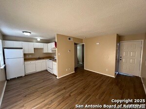 Building Photo - 300 Moursund Blvd