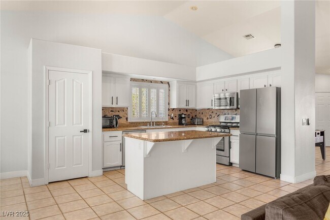 Building Photo - 3870 Cotillion Ct