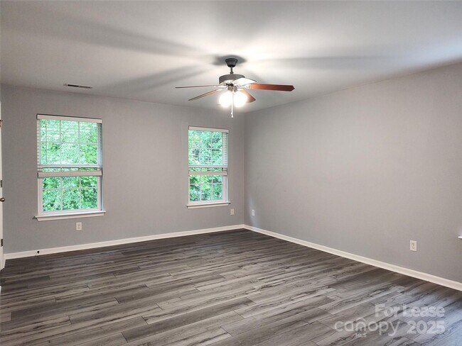 Building Photo - 469 Laurel Fork Dr