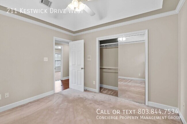 Building Photo - 211 Kestwick Dr W