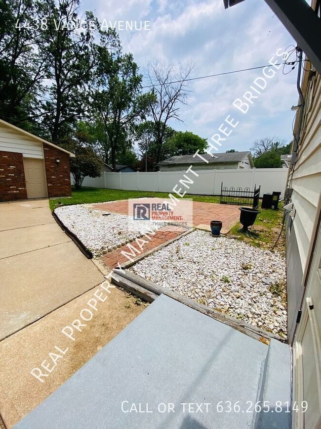 Building Photo - 4438 Vance Ave