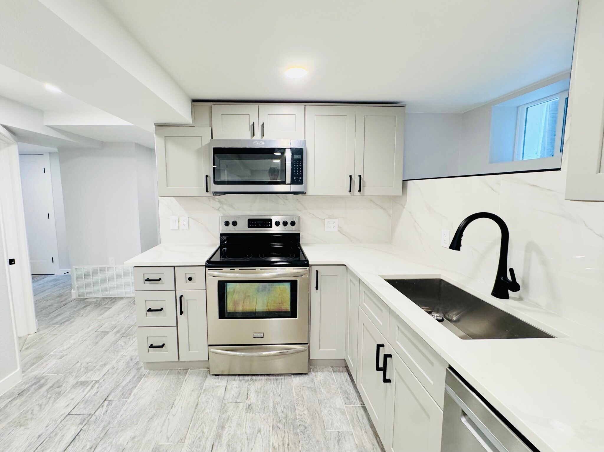 Building Photo - 1107 N Downing St