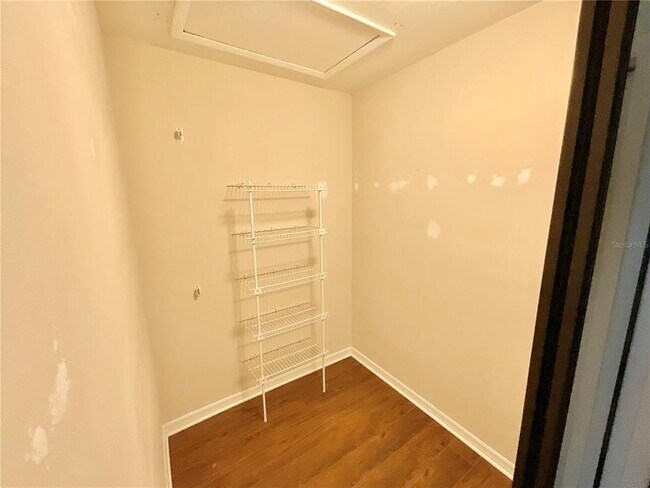 Building Photo - 2277 Abbey Ln