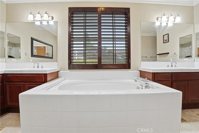 Building Photo - 16935 Eagle Peak Rd