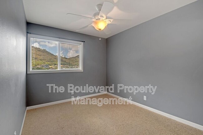 Building Photo - 995 Awaawaanoa Pl