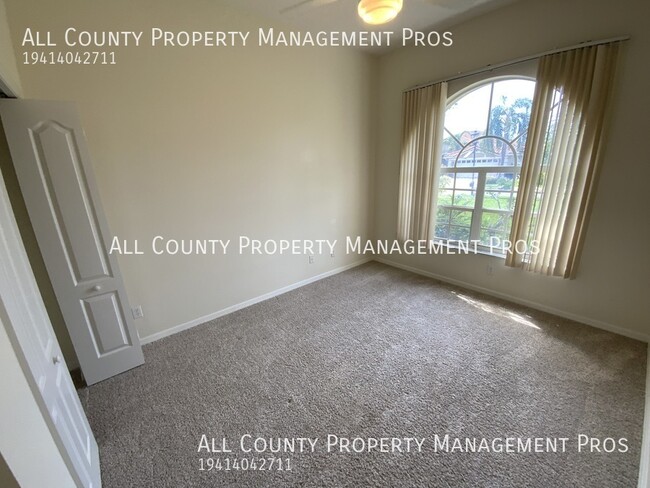 Building Photo - 5112 Far Oak Cir