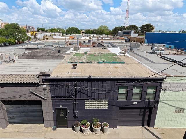 Building Photo - 306 S Walton St