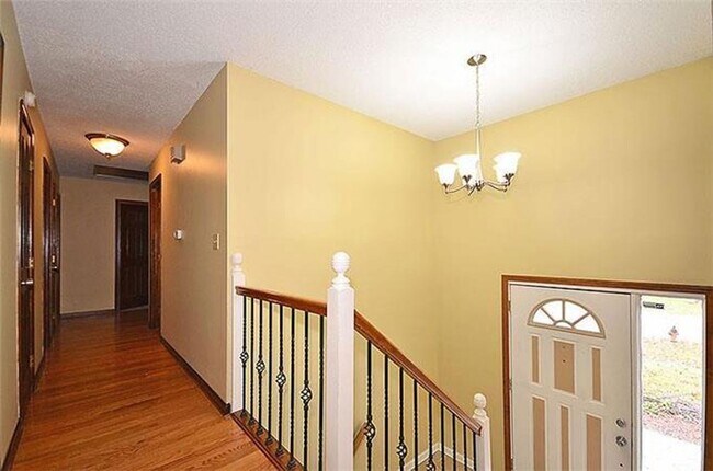 Building Photo - COMING SOON!! Large home in the Newmark and Staley Area