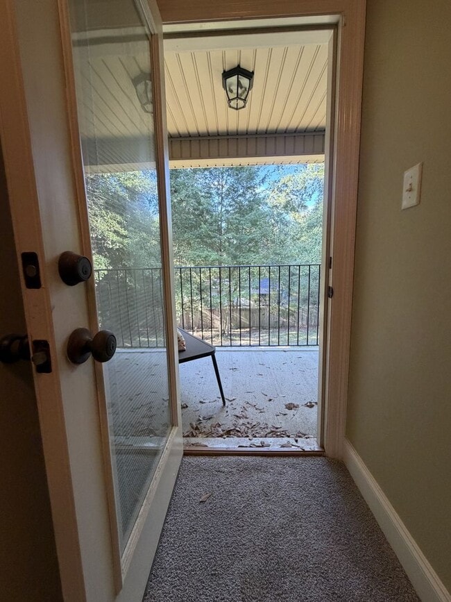 Building Photo - 3705 Azalea Dr