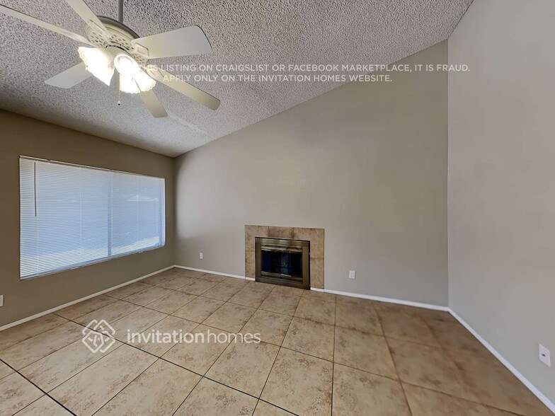 Building Photo - 7543 W Cheryl Dr