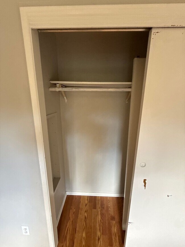 Building Photo - 4776 Buffalo Dr SE