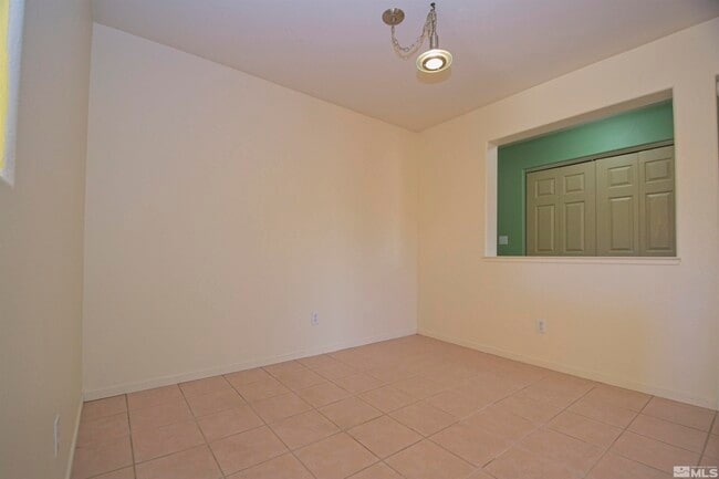 Building Photo - 3035 Bandera Ave