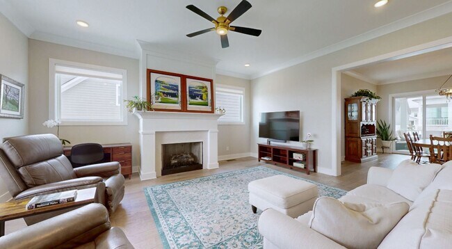 Building Photo - Durham Farms of Hendersonville!
