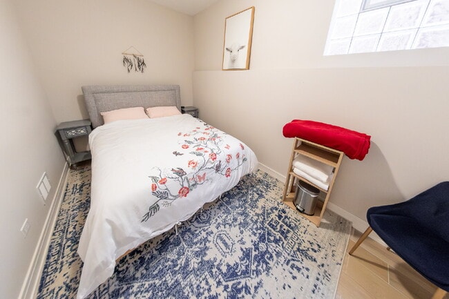 Building Photo - Beautiful West Humboldt Park Single Family Home