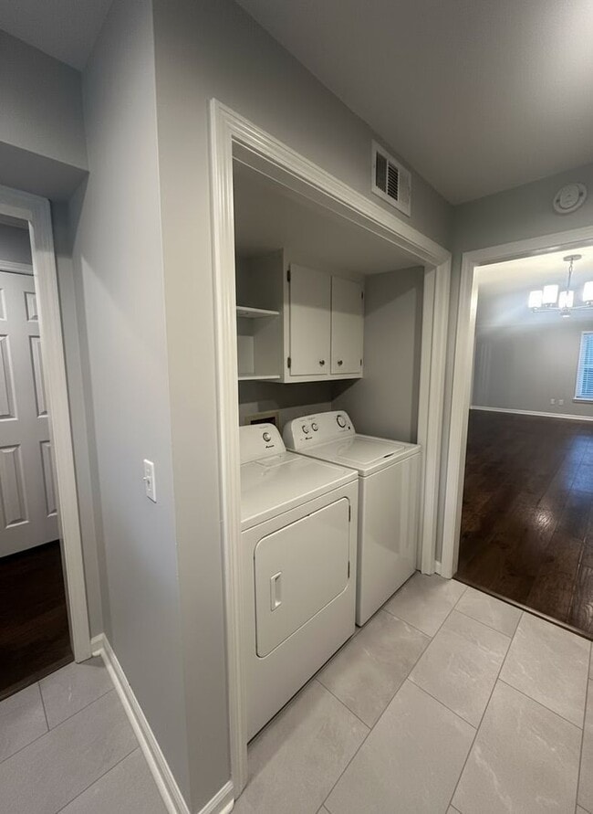 Building Photo - 207 Westfield Dr