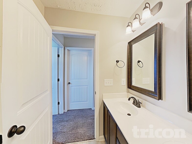 Building Photo - 1257 Morstead Dr