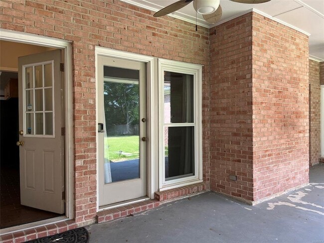 Building Photo - 9418 Huntingdon Ct