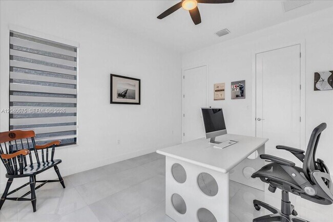 Building Photo - 17628 Sparkling River Rd