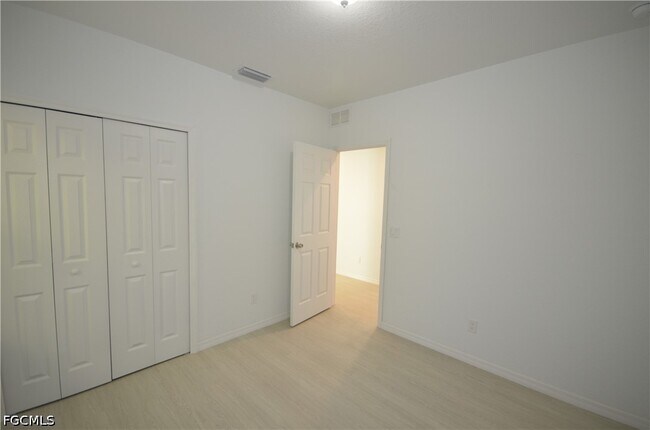 Building Photo - 3303 Armstrong Ct