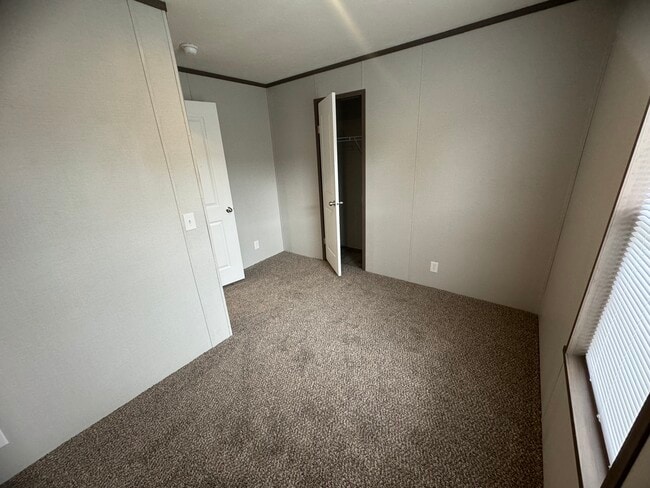 Building Photo - 177 Birch