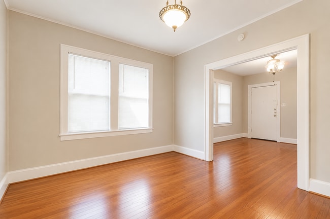 Building Photo - 5928 Velasco Ave