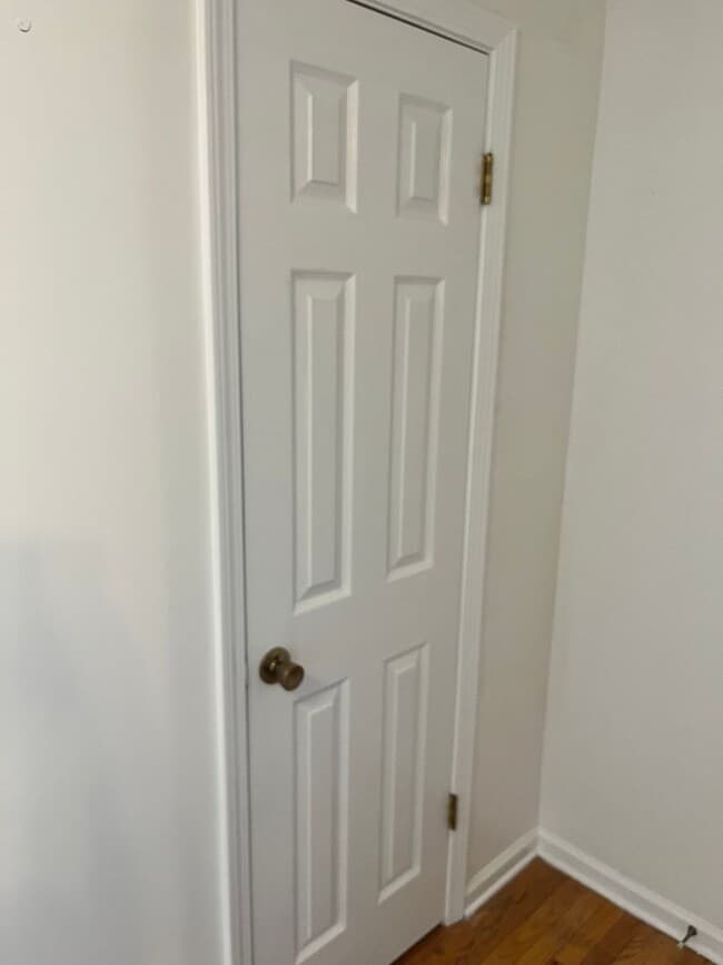 Building Photo - 3 Bedroom Single Family Home in Liverpool