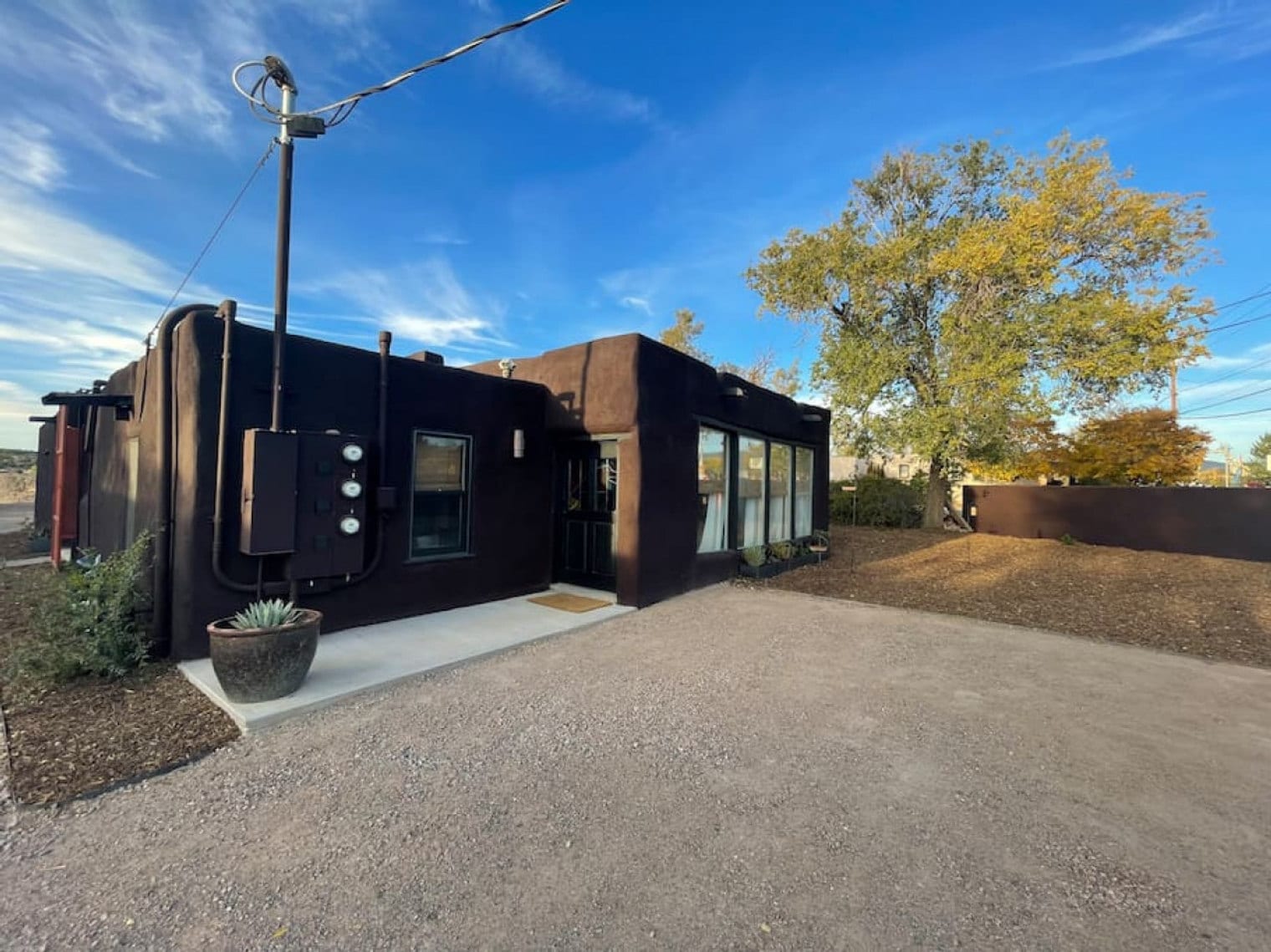 Building Photo - 2845 Agua Fria St