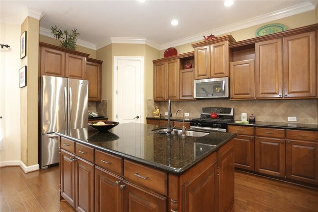 Building Photo - 20123 Chasewood Park Dr