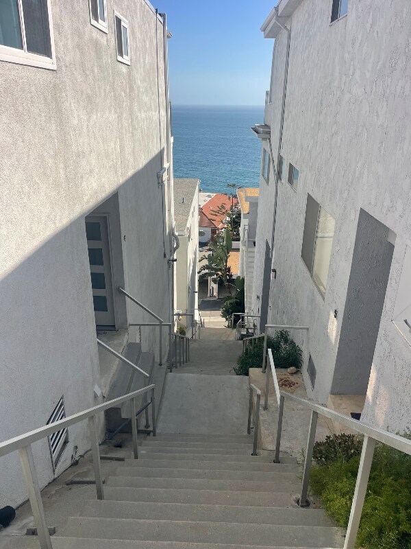 Building Photo - 18203 Coastline Dr