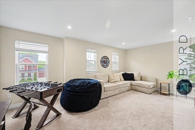 Building Photo - 18113 Sagamore Dr