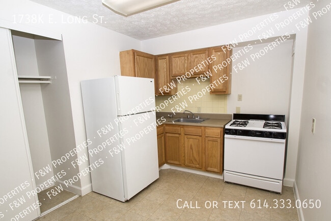 Building Photo - 1738K E Long St