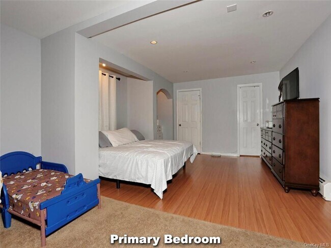 Building Photo - 239 Westside Ave