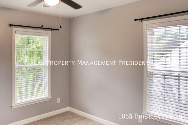 Building Photo - 1054 Bristlecone Ln