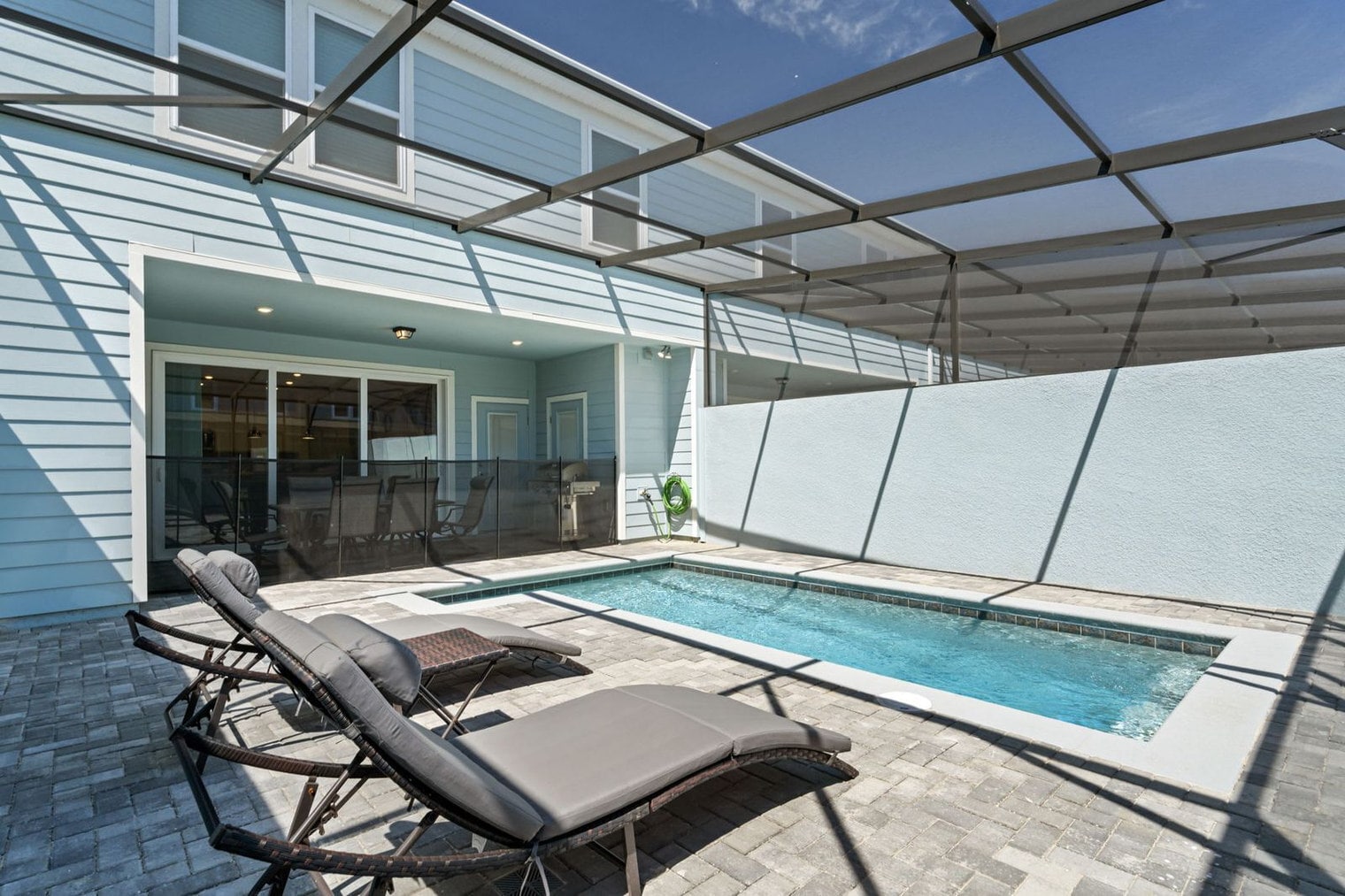 Building Photo - 1278 Shoreside St