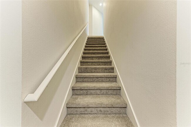 Building Photo - 8143 Miramar Way