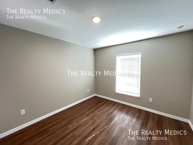 Building Photo - 2539 SW 158th Ln Rd