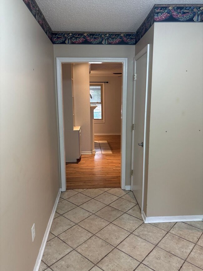 Building Photo - Spectacular