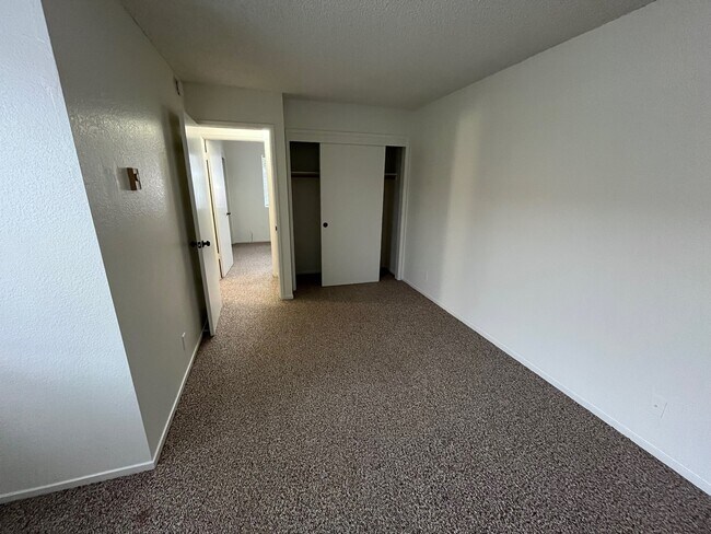 Building Photo - 3140 Alicita Ct