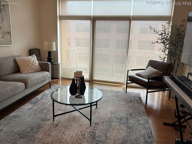 Building Photo - 3670 Woodward Ave