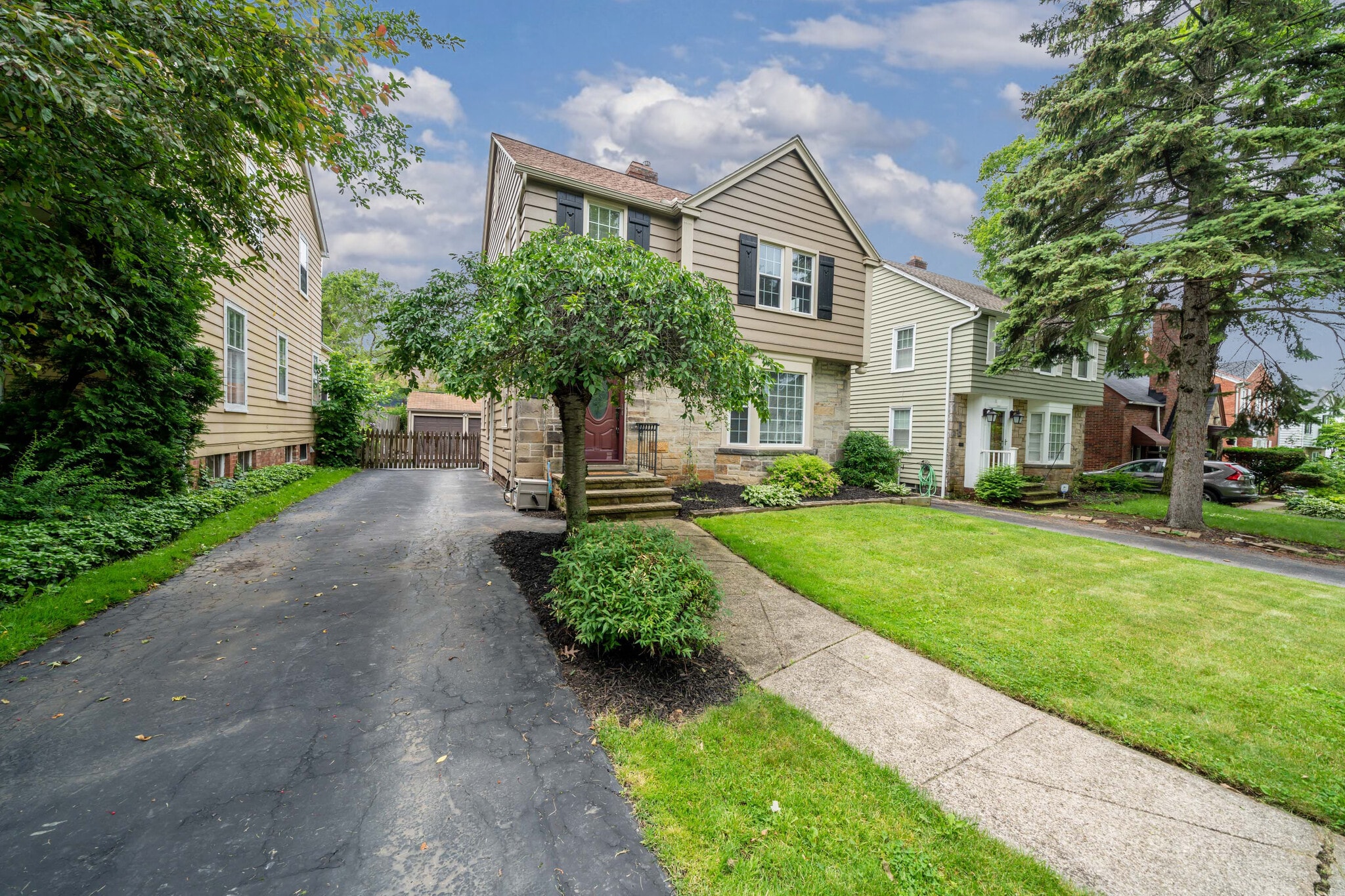 Building Photo - 1200 Brentwood Rd